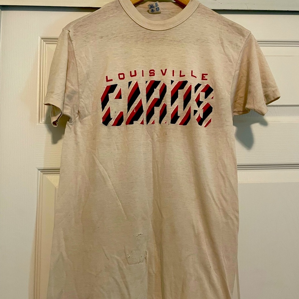 Vintage Louisville Cardinals Distressed Tshirt